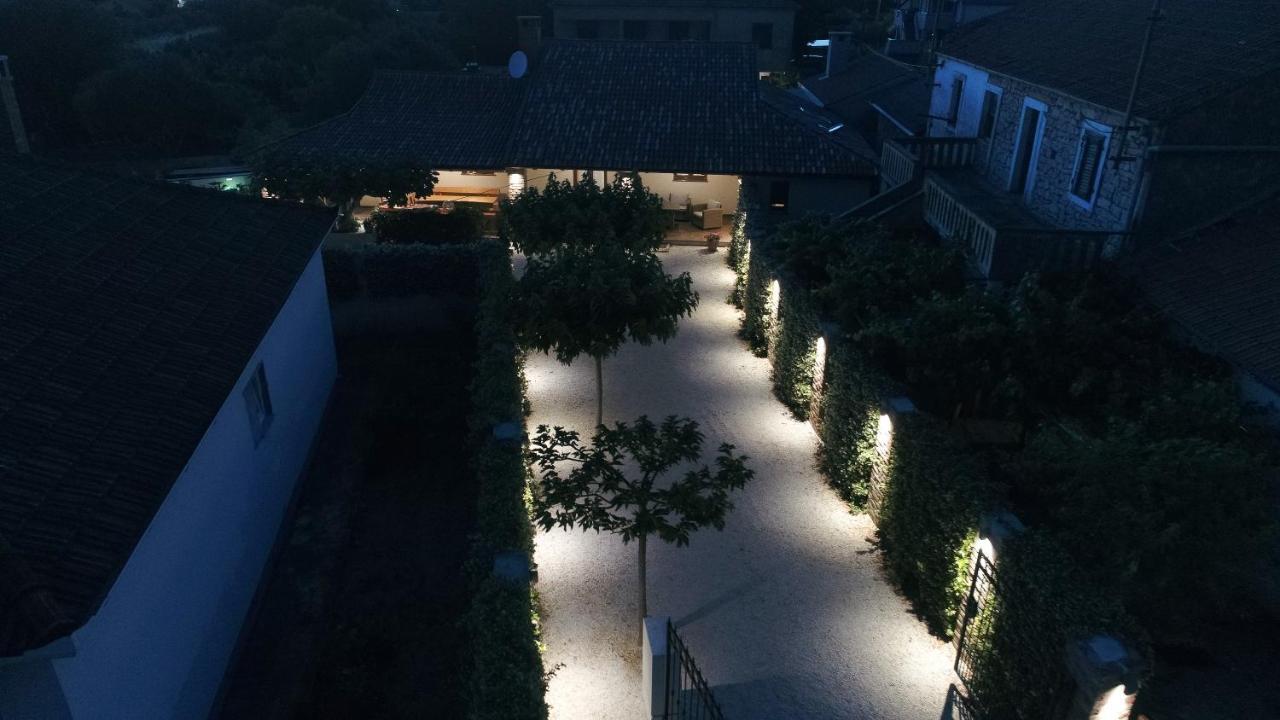 Villa Navita Augustinus With Pool Debeljak Eksteriør billede