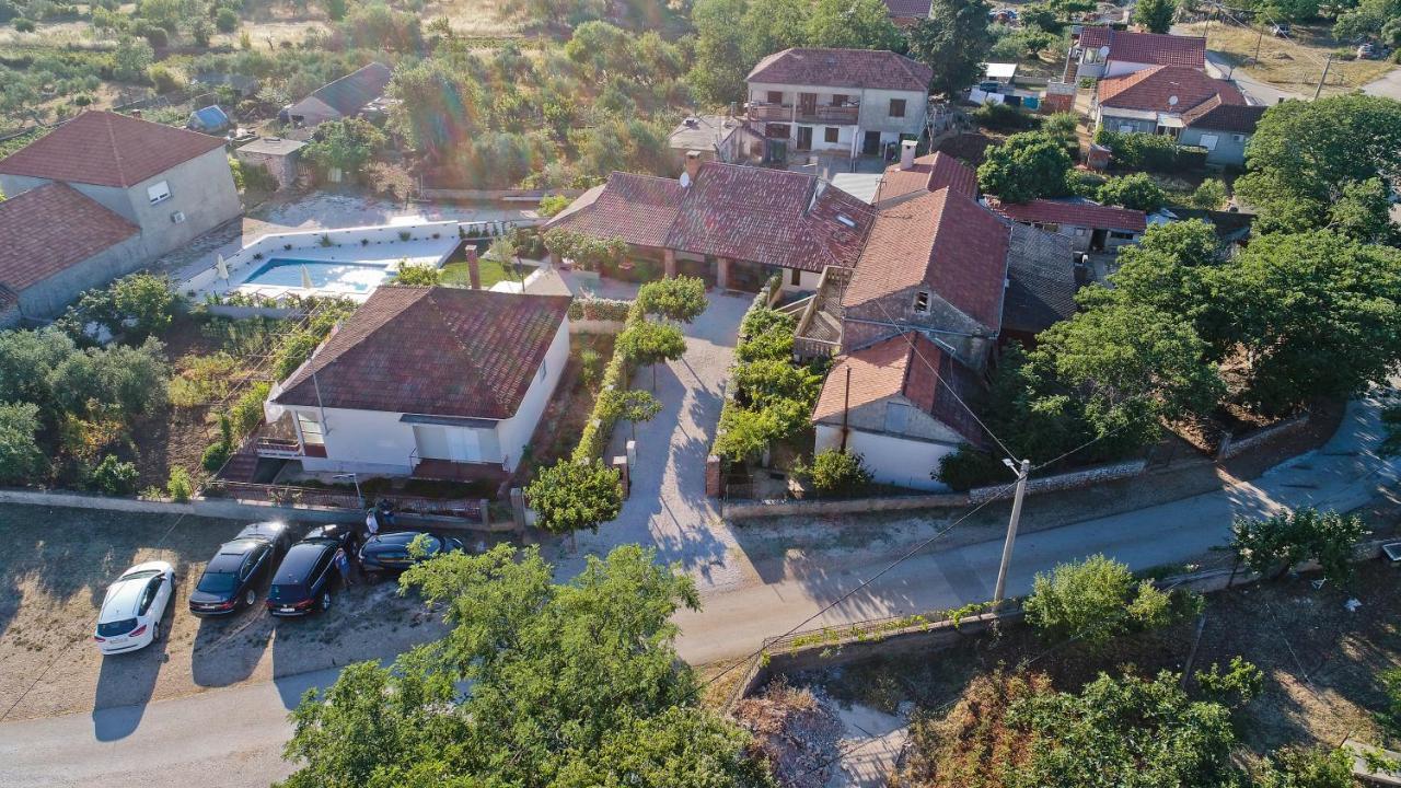Villa Navita Augustinus With Pool Debeljak Eksteriør billede